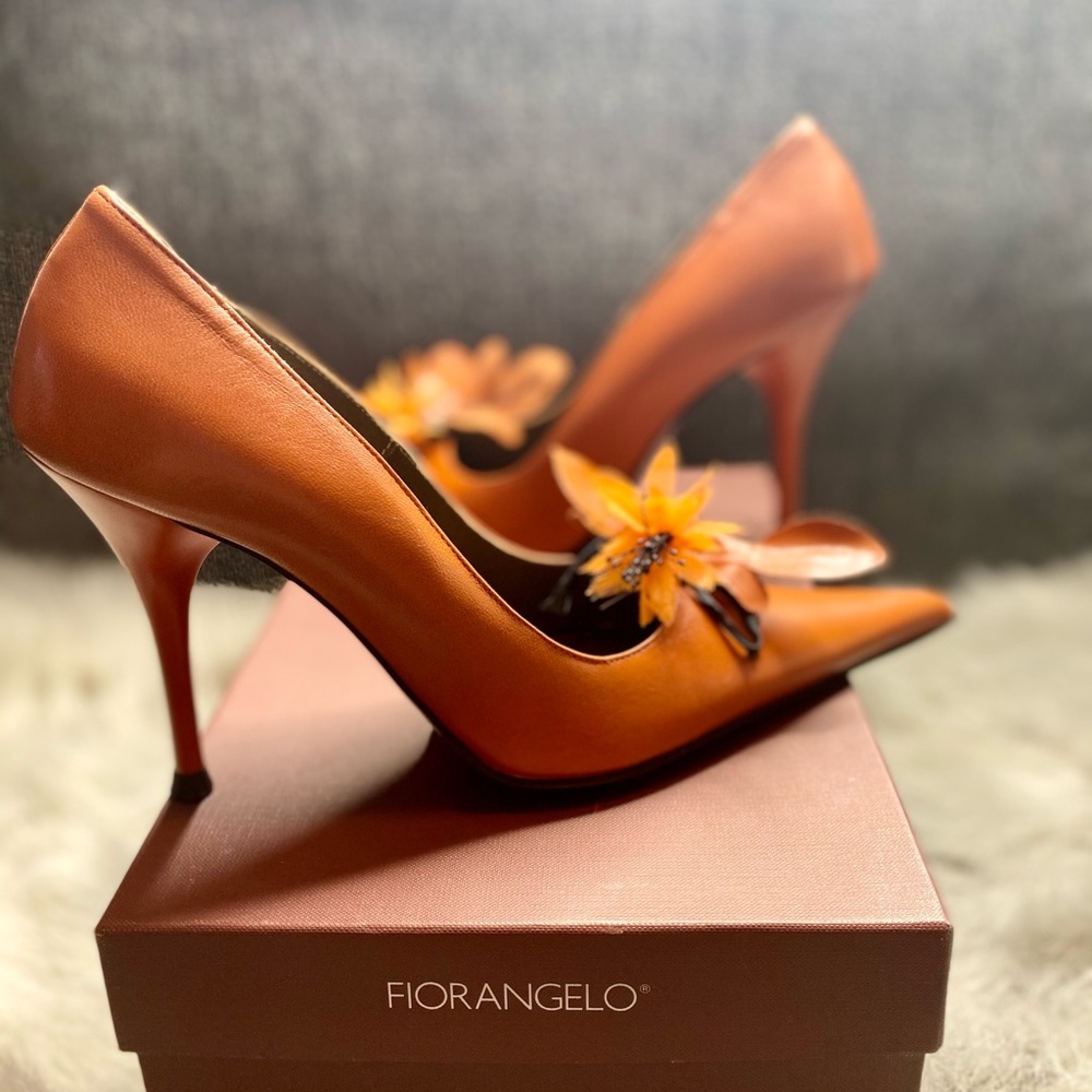 Size 6 1/2 Fiorangelo heels
